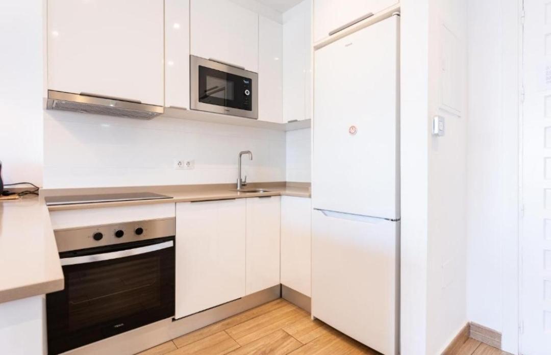 Benalbeach Apartamento Exclusivo Benalmadena Luaran gambar
